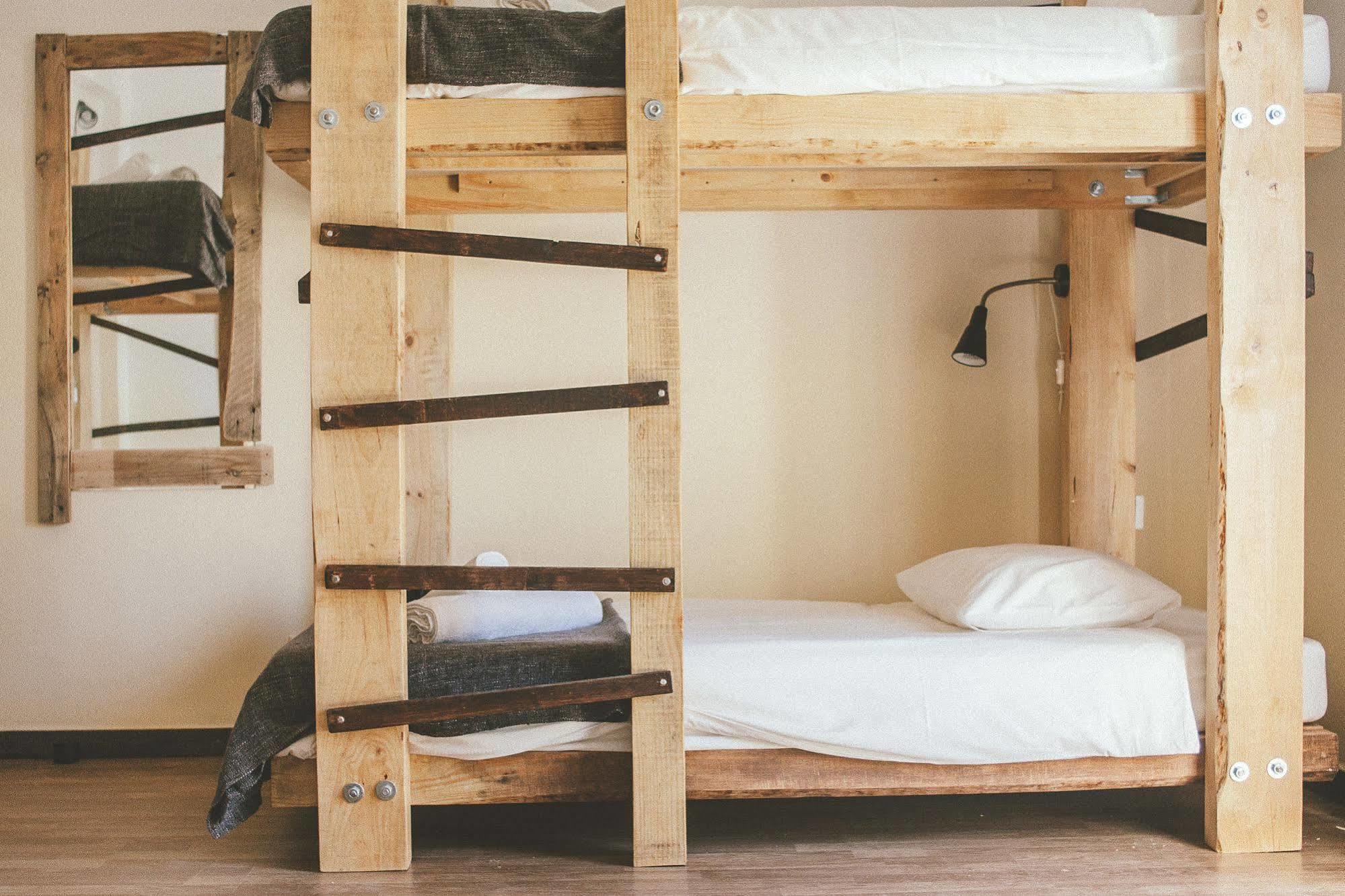 Cliff Surf House Hostel ซานตาครูซ ภายนอก รูปภาพ