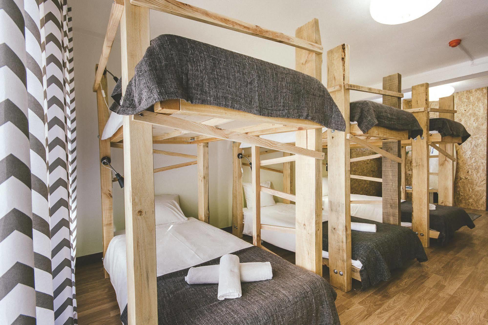Cliff Surf House Hostel ซานตาครูซ ภายนอก รูปภาพ