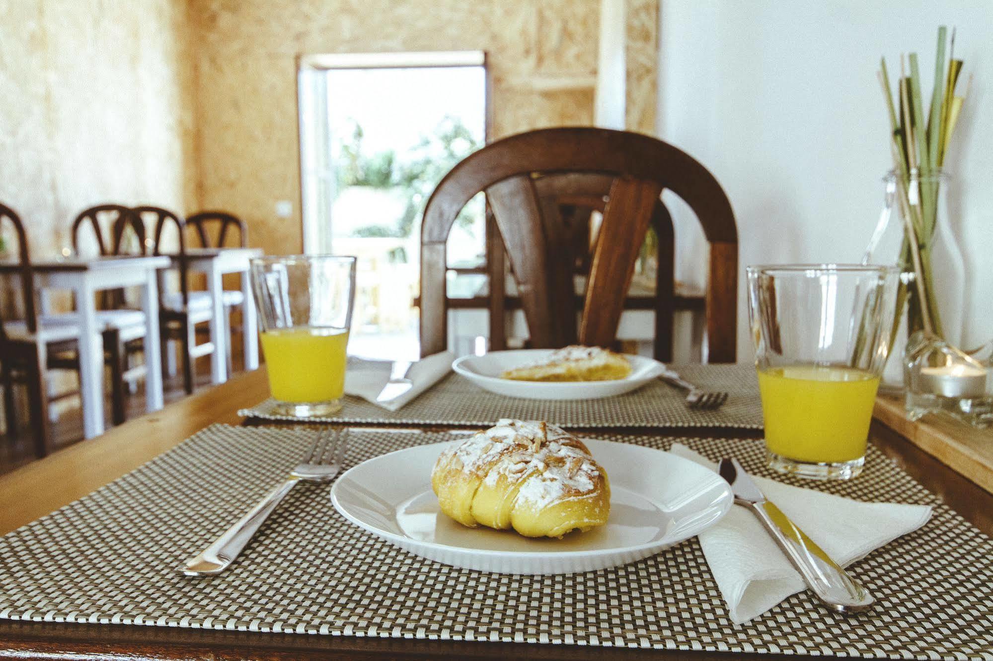 Cliff Surf House Hostel ซานตาครูซ ภายนอก รูปภาพ