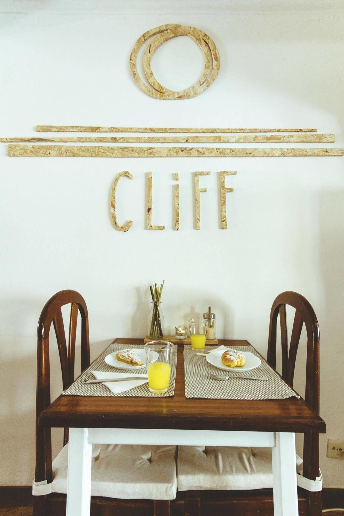 Cliff Surf House Hostel ซานตาครูซ ภายนอก รูปภาพ