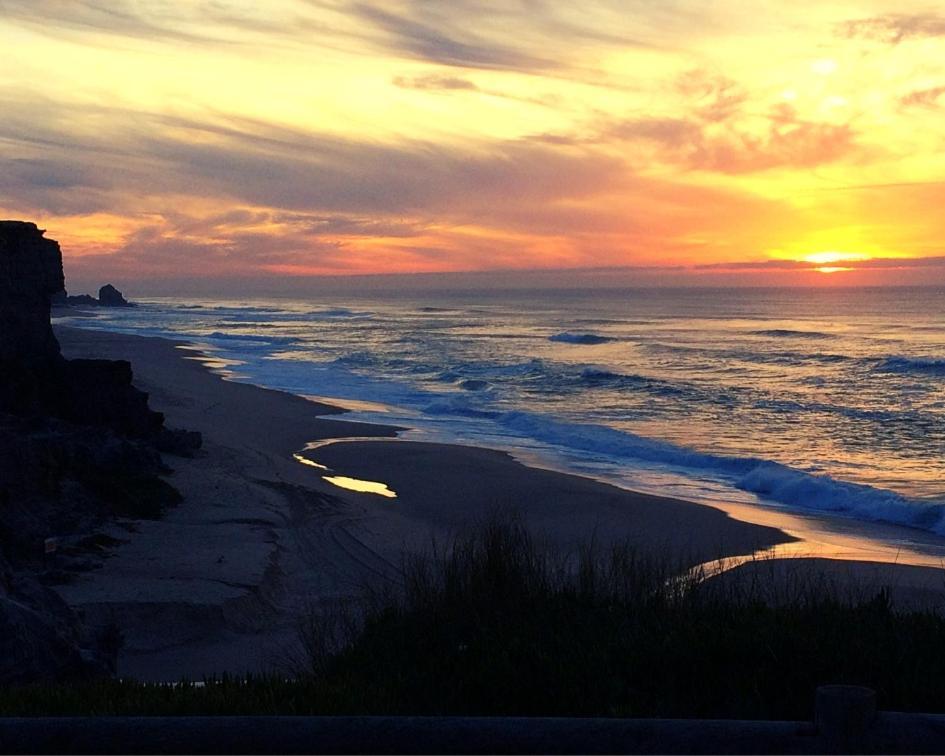 Cliff Surf House Hostel ซานตาครูซ ภายนอก รูปภาพ