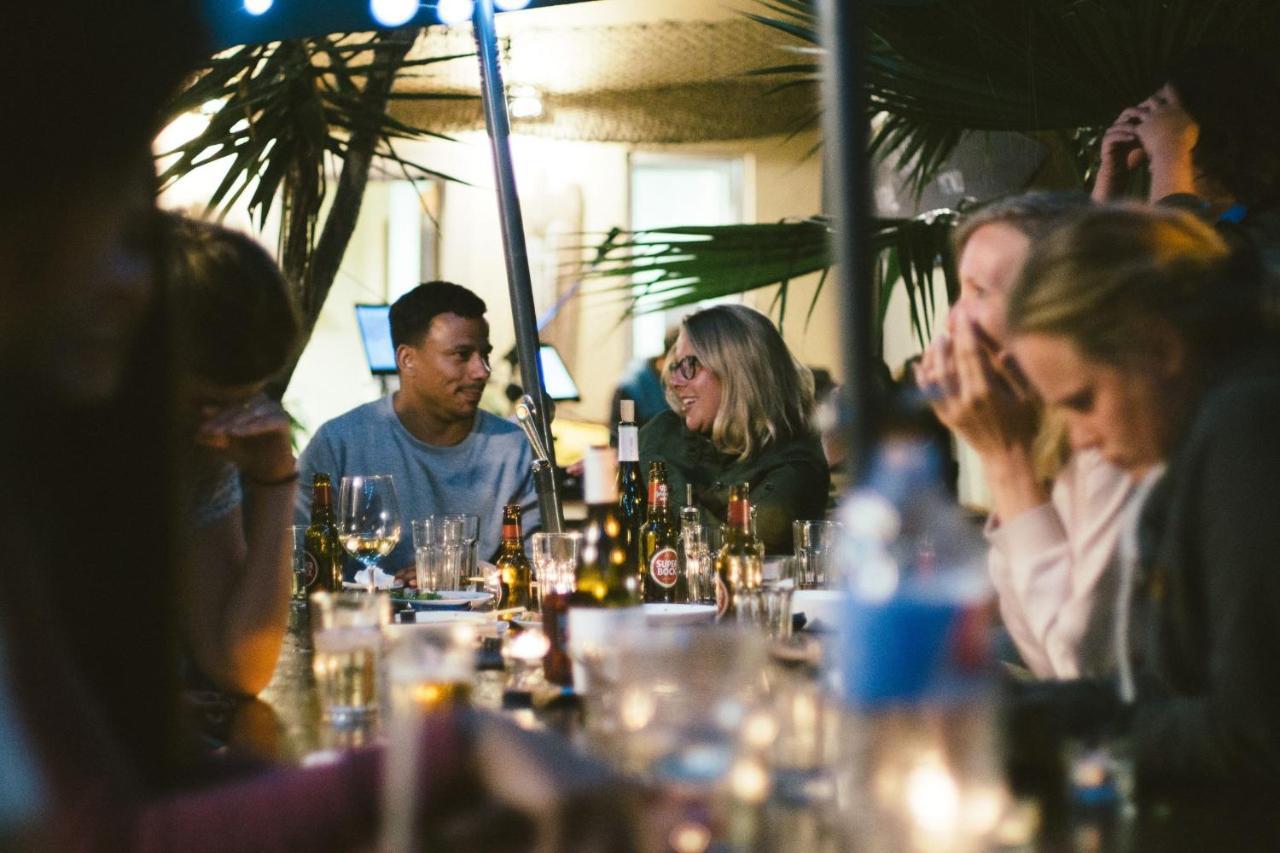 Cliff Surf House Hostel ซานตาครูซ ภายนอก รูปภาพ